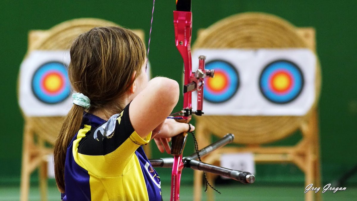 QSchoolSport's tweet photo. Congrats y7 Meredith who shot at the Northern Counties Indoor Championships last weekend and won the under 12 category with an impressive 493 out of 600 which was a huge PB for her of 30 points and has broken the club record at Cheshire County Bowmen.@TheQueensSchool https://t.co/jzOvG5Sjlm