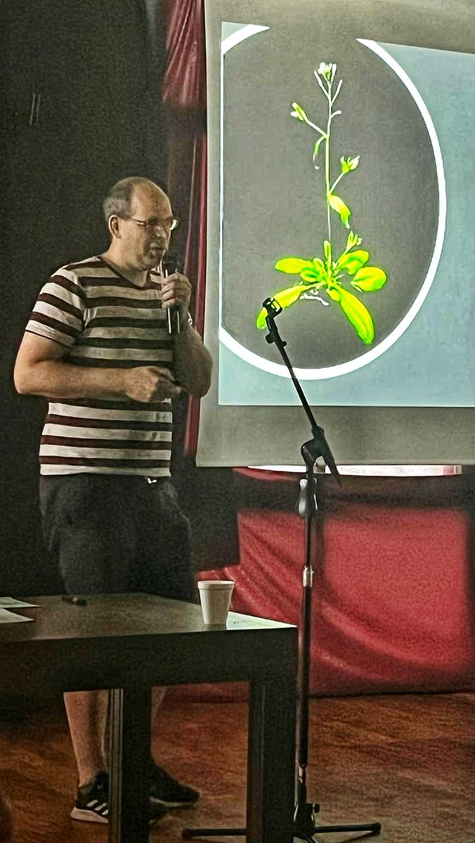 ifibyne's tweet photo. “V Taller Biología Celular y Desarrollo”
16/18 noviembre 2022 - 🇦🇷Chascomus
@tallerBCD #tbcd2022

#IFIBYNE
Speakers:
Martiniano Ricciardi @CeciliaCirio @nicolasfrankel
Posters:
@cecicermesoni Ivan Lopez @FSJSouza Florencia Tabares @nachomayansky https://t.co/YhxcxMDS2t