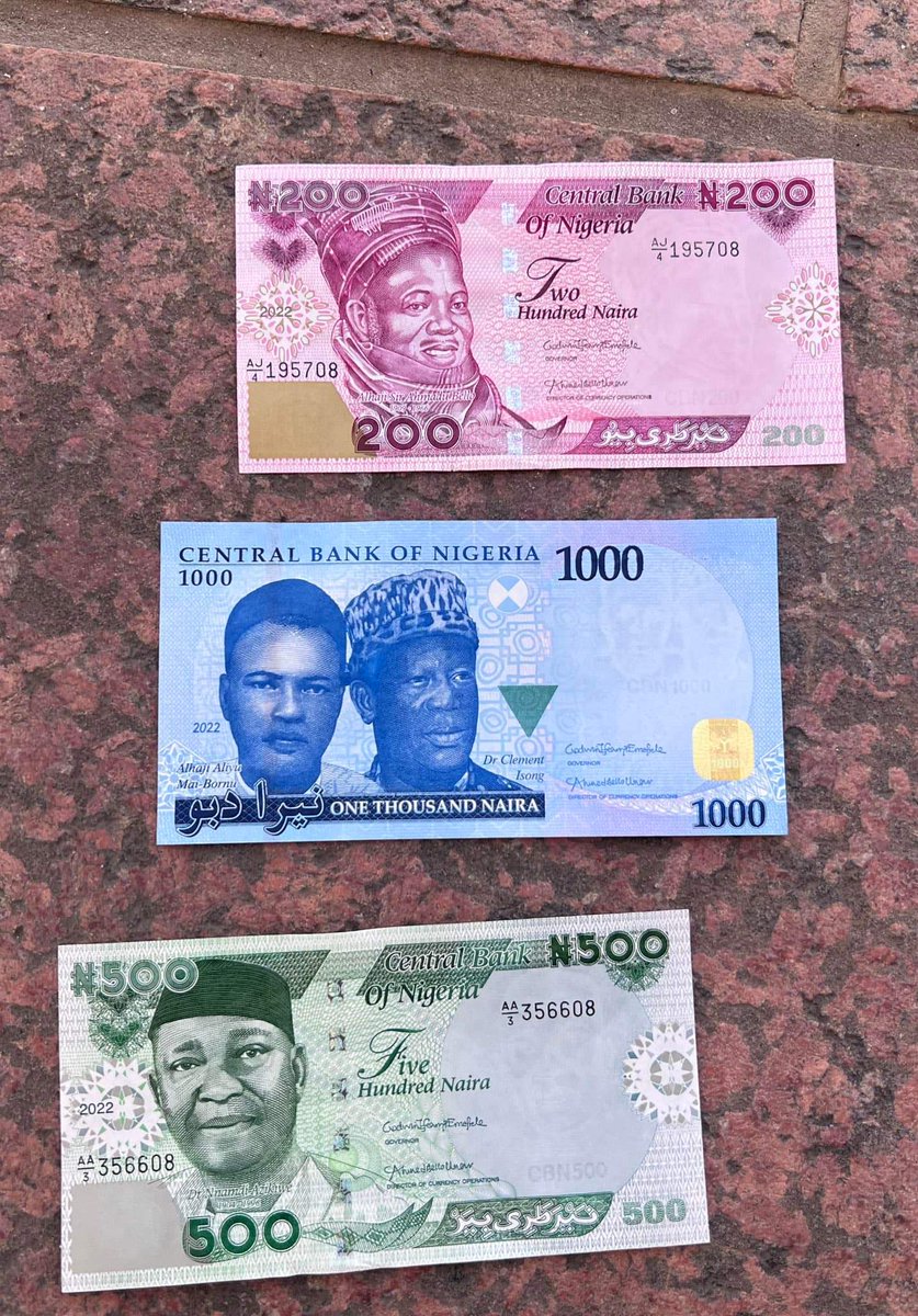 akinolarj234's tweet photo. ₦200 now looks like the old ₦10
₦500 looks like ₦20
₦1,000 looks like ₦50

Is Buhari trying to tell us something about the #naira or is this the greatest redesigning in the history of redesigning? https://t.co/E0ridFaneu
