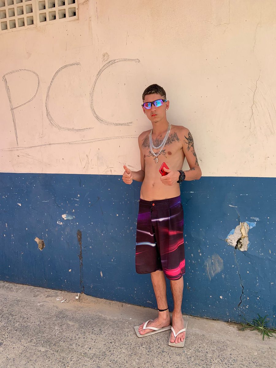 Fl0wrZs tweet media