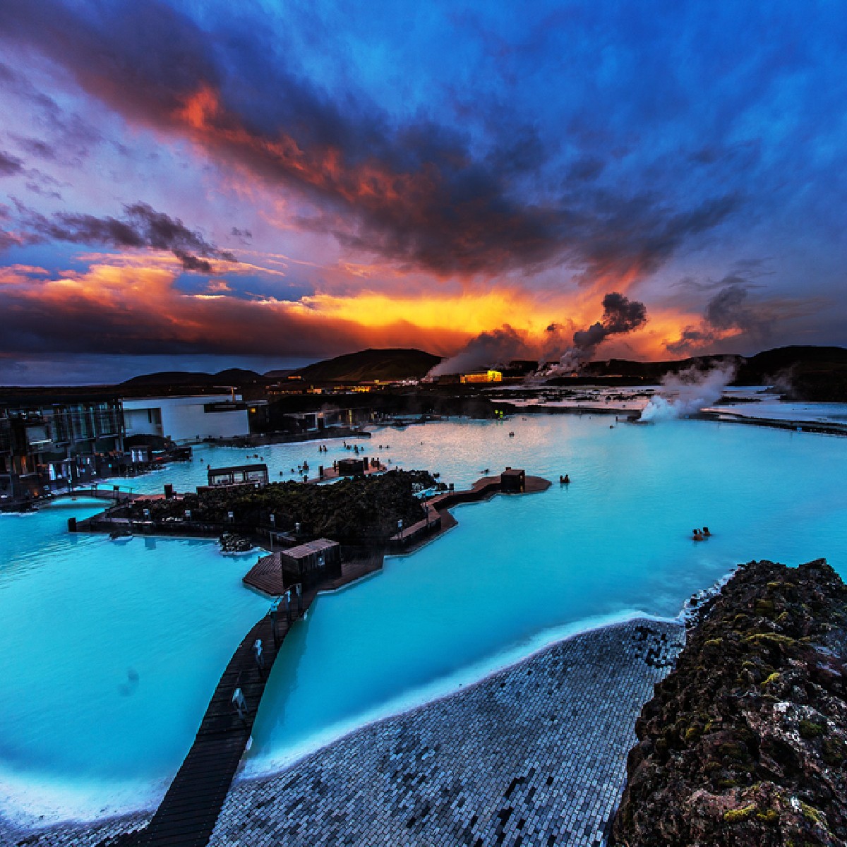 Did you know that Iceland's energy is almost 100% renewable? Thanks to geothermal energy, 9 out of 10 houses are powered by renewable energy ⚡