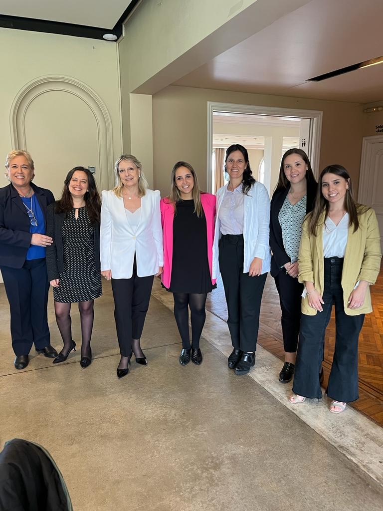 Andrea Chanquet , María Macarena Rachetti, Milagros Eiroa y Romina Malates, integrantes del equipo de Legal de PwC Uruguay, participaron de la instancia “Liderando para la Igualdad”, en el marco del programa Women in the Profession (WIP) del Vance Center.