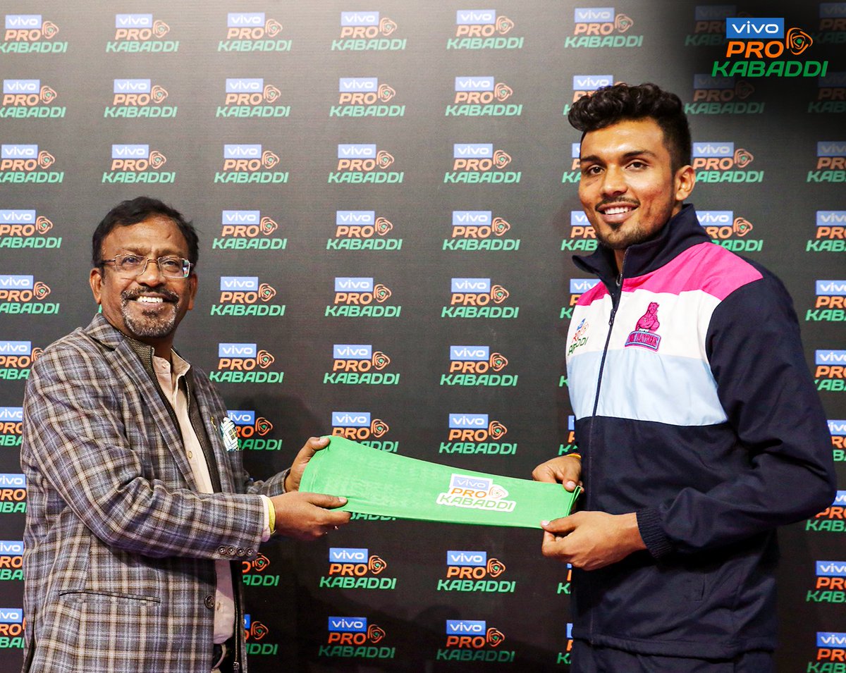 ProKabaddi on Twitter: "Up to the Most Raid Points (Green Sleeve) Arjun Deshwal #vivoProKabaddi #FantasticPanga #JPPvPUN https://t.co/6IvIVxFb5u" / Twitter