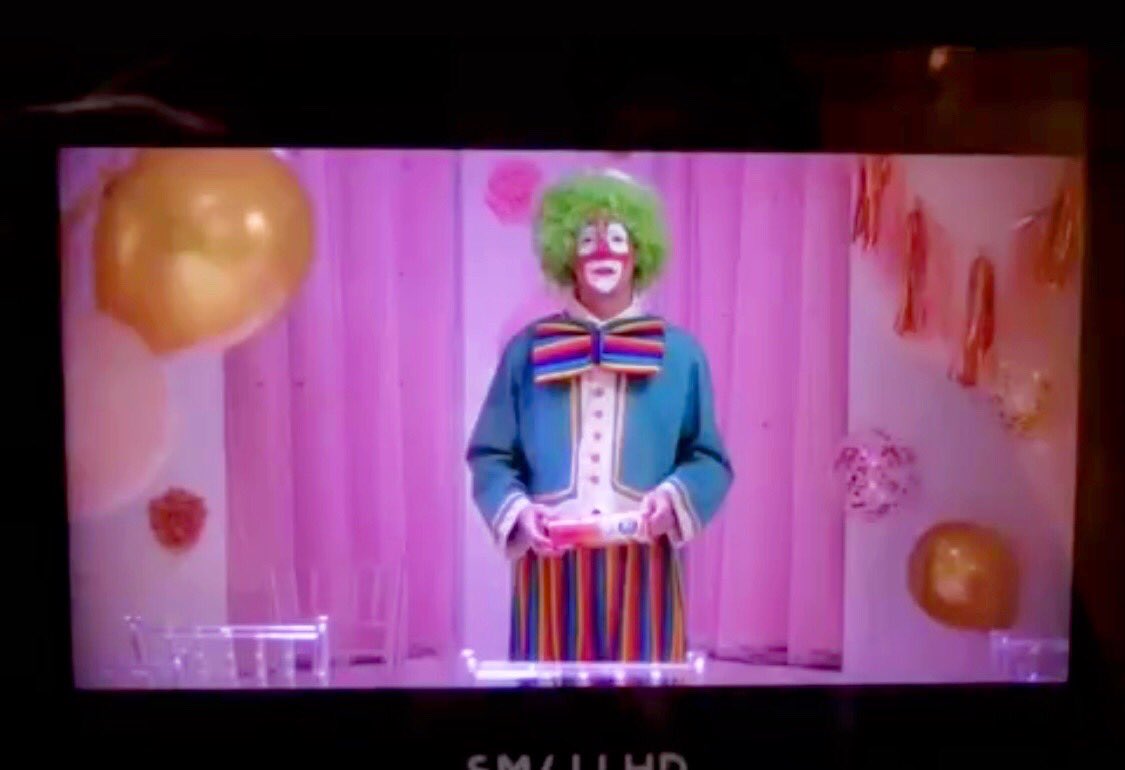crystalscott's tweet photo. A sneak peek at the “kids birthday party” scene that we shot this weekend! DP: Gareth Taylor Director: me @GirlClownFilm #indiefilm #femaledirector https://t.co/bEnTWupUbl
