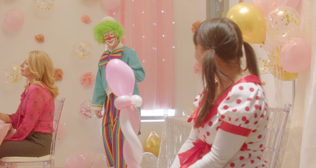 crystalscott's tweet photo. A sneak peek at the “kids birthday party” scene that we shot this weekend! DP: Gareth Taylor Director: me @GirlClownFilm #indiefilm #femaledirector https://t.co/bEnTWupUbl