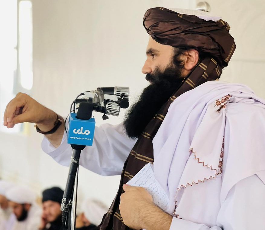 IslamYarZadran's tweet photo. په شل کاله جهاد کې دا څوک نه شي، را باندې ثابتولای، چې موږ ته د کوم ملک وسلې راکړې وي، یا د یې روپۍ راکړي وي.
#خلیفه_سراج_الدین_حقاني_حفظه_الله https://t.co/PizIQEjTAL