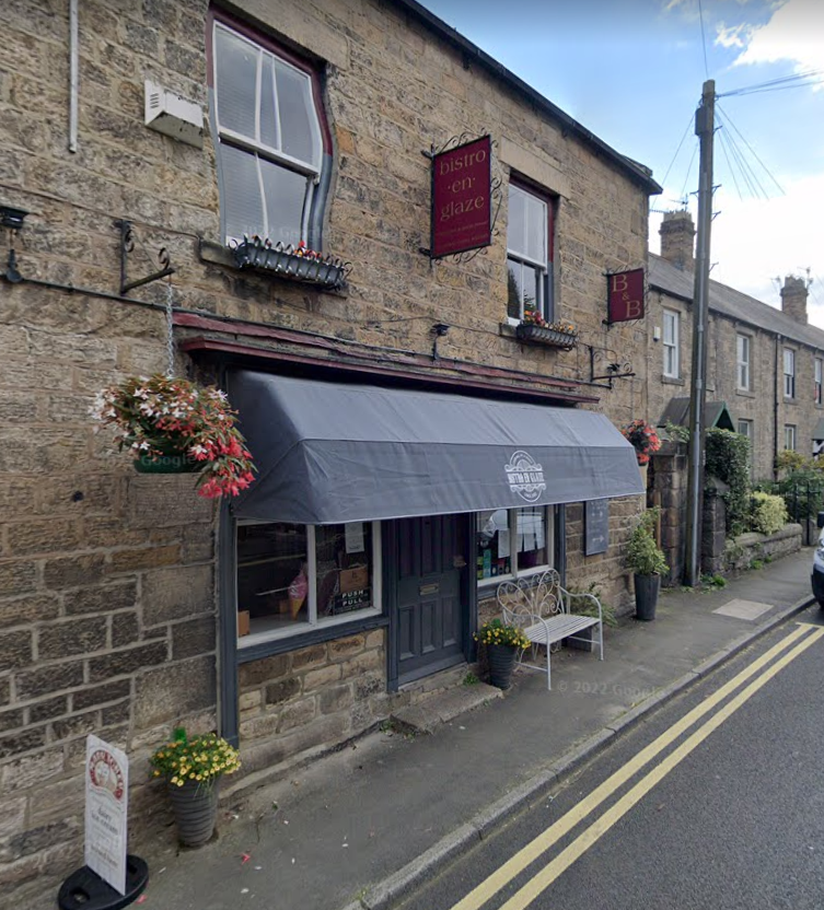hexhamcourant's tweet photo. Bistro En Glaze Wylam receive one star food hygiene rating

https://t.co/CzhZTFU87A https://t.co/SpYuXi8bSA
