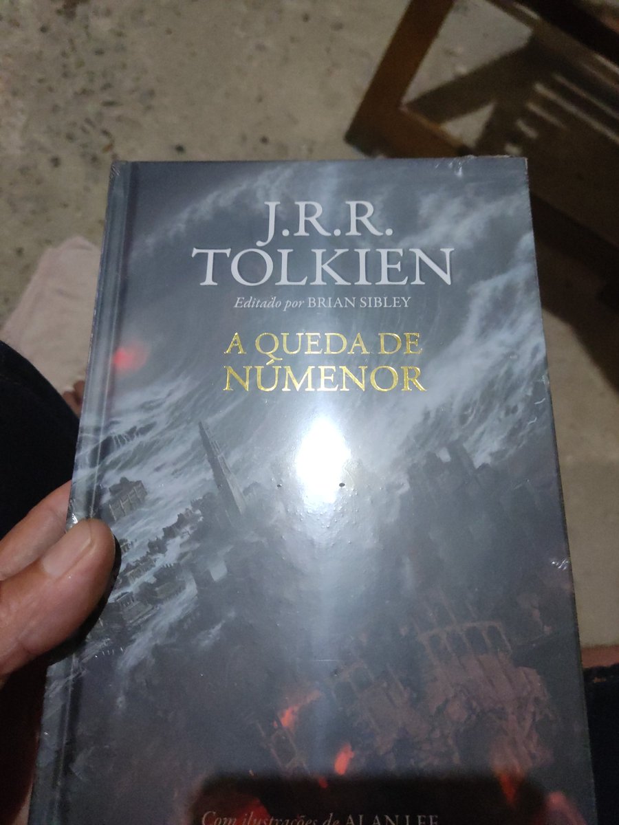 ejjanio's tweet photo. #JRRTOLKIEN
#AQUEDADENUMENOR https://t.co/xOVuopAuHF