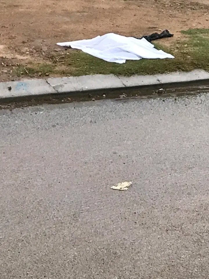 9_stanley's tweet photo. BREAKING| A new born baby was found Discarded inside a Refuse bag by Garbageman at Seshebo Zone 3 Near Samuel Thema Primary School. The Police arrived first at the Scene and summoned the forensic. https://t.co/c1OOtsPDeS