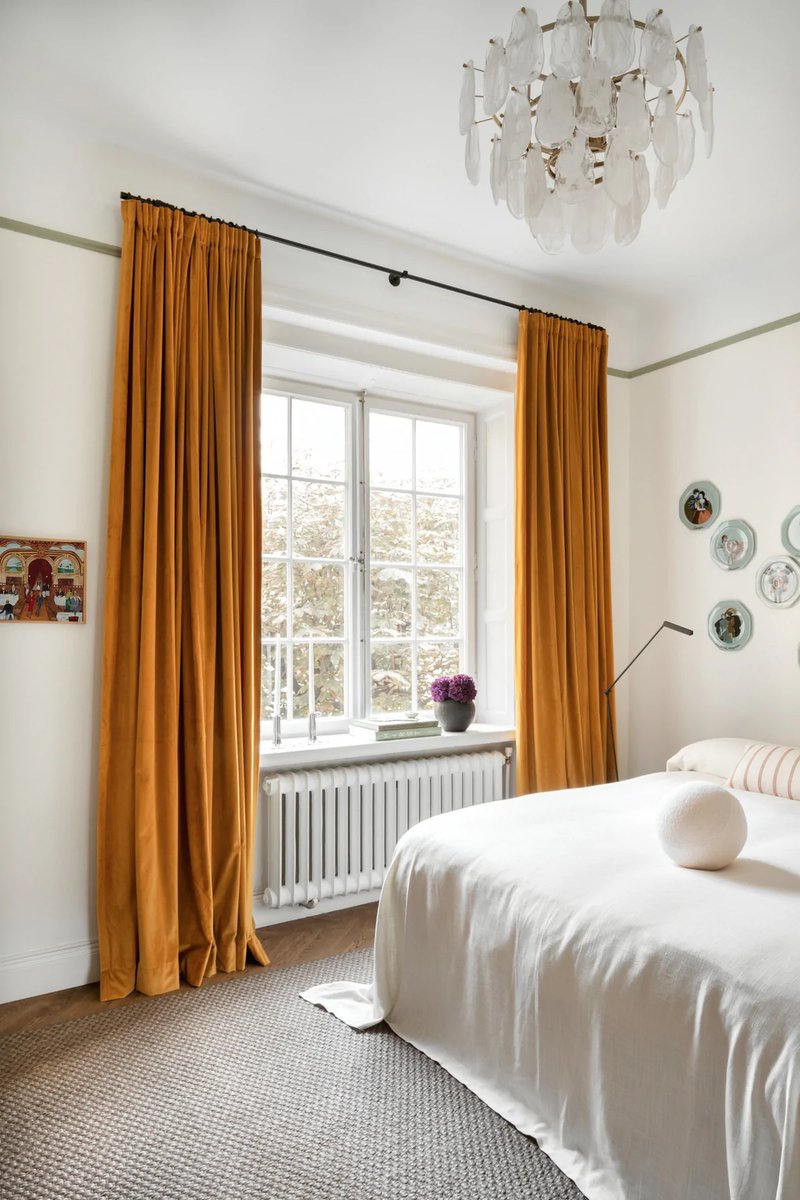 AttPynta's tweet image. Cosy up your home with our velvet curtains! These mustard curtains are perfect for warming up your space ✨ Shop these and many other colours today attpynta.com/collections/ve…