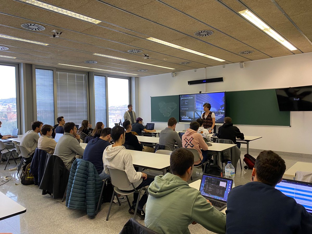 LaSalleBCN's tweet photo. #LSTalentWeek2022 | Un pequeño #recap de los tres primeros días de la #TalentWeek aprendiendo y compartiendo conocimientos en las #keynotes con @EY_Spain, 
@FERCHAU, @inetum_es, @CCMA_cat, @EpicGames, @barcelonactiva, entre muchas otras más.💯  

#WeLoveTalent https://t.co/aEsI6SHYTK