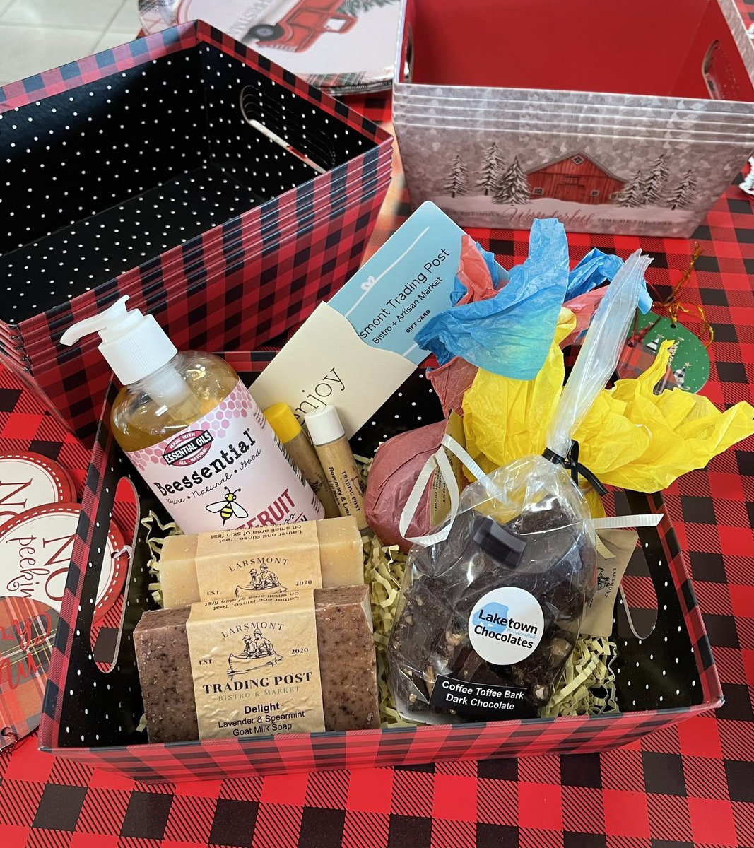 Custom gift boxes! Shop local and prepare a more personalized gift this Christmas season! Shop in store or online at Larsmonttradingpost.com #giftbasket #candles #bathset #soaps #rusticgifts #SmokedSalmon #charcuterie #cheese #Gourmet #finecheese #giftideas #giftguide #giftbox