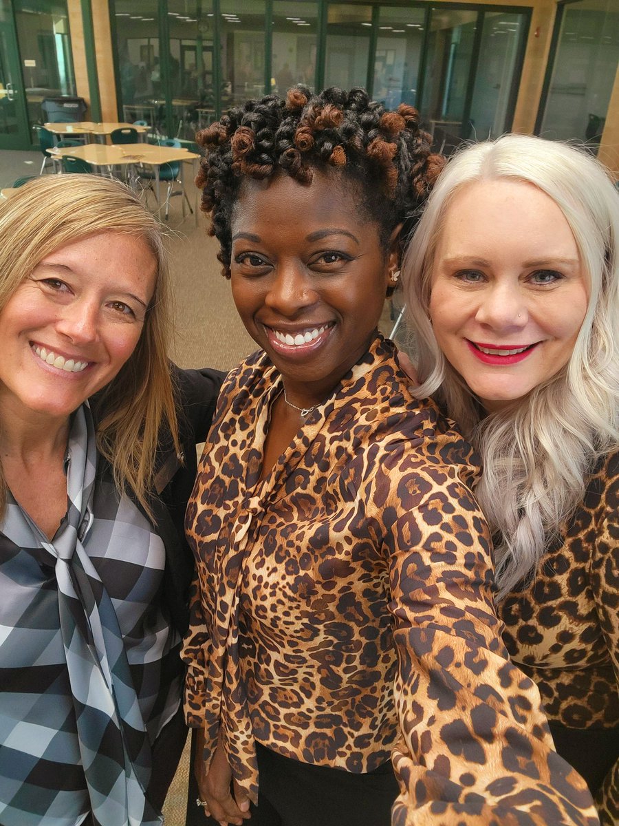 Paynoskids's tweet photo. Just wrapped our 2-day PD yesterday with not only some amazing school counselors, but some genuinely good people with beautiful energy. Love how we can work hard and be productive with them while simultaneously exchanging jokes.#goodtimes ππ£#hatchingresults https://t.co/4njhriNeQ3