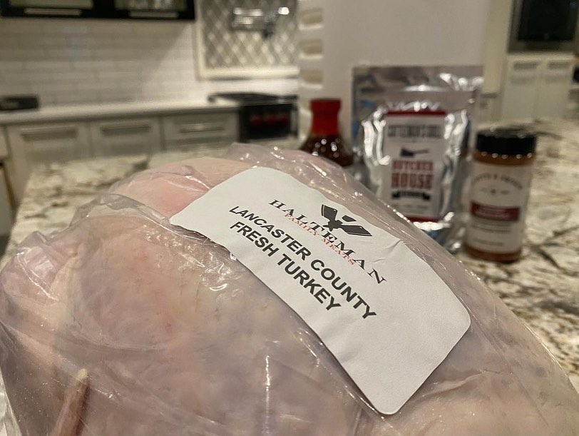 yodersmokers's tweet image. Repost from @barbecuemob
•
Enjoyed this cook yesterday. Thank you #yodersmokers for trusting us on this cook.  Thank you @haltemanfamilymeats for the beautiful bird.
.
#teamyoder #yodernation #yodersmoker #whyiyoder #barbecuemob #smokedturkey #turkeydinner #delicious