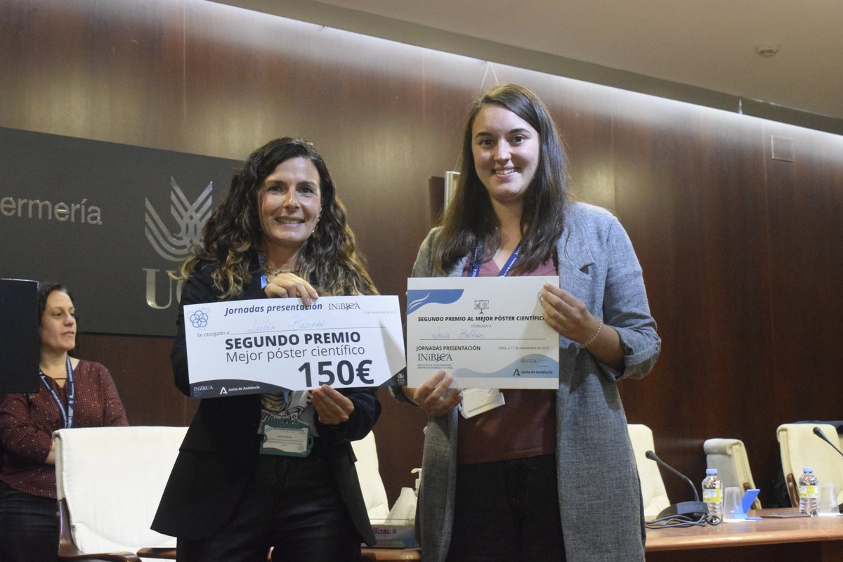 INiBICA_IIS's tweet photo. 🏆📄🗣️Por orden de entrega, el resto de premios a las mejores #comunicaciones y #flashpresentations fueron otorgados a: Lucía Beltrán CO6 @CellTherapy82 , Laura Gómez CO17, Francisco Visiedo CO25 y Carolina López CO9 @Berrocoso_Lab https://t.co/UehMkb1iwN