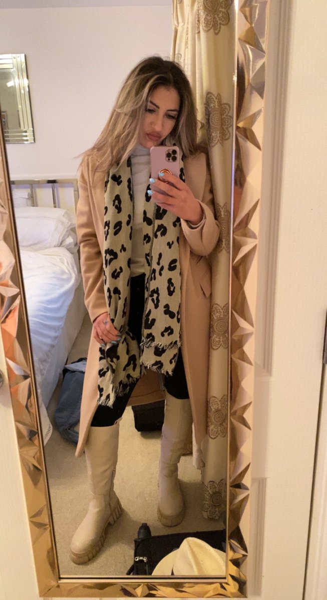 Ok bye England see you next week ✈️ #holiday #fashion #Travel