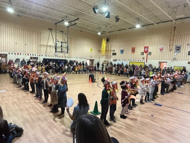 HurffvilleElem's tweet photo. Our First Grade classes hosted a "First Grade Thanksgiving" program for parents today. They sang songs, read poems, and told jokes that were all centered around tomorrow's guest of honor...the turkey! Thankful for our first grade huskies! https://t.co/t2Qc7MRHWt