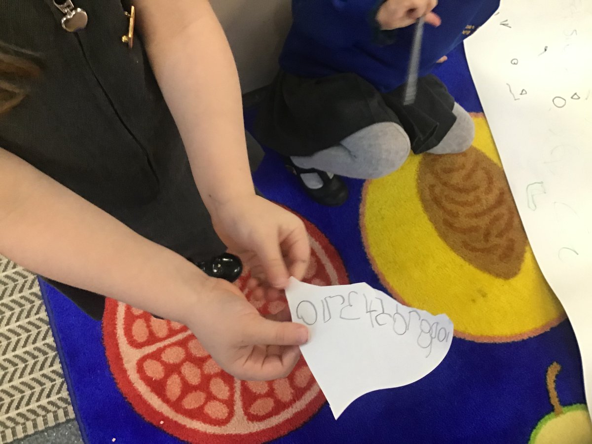 BeaverRoad_Pri's tweet image. Nursery had a fantastic time last week for #mathsweek2022. Brilliant counting, mark making and recognising numbers from our youngest learners!