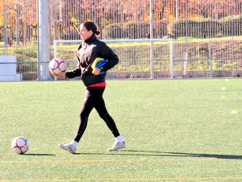 EvaNieto8 ⚽💜 tweet media