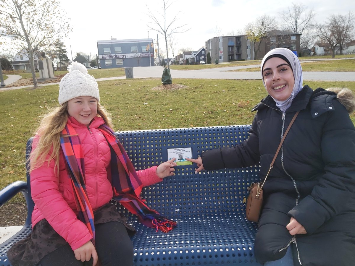 CMHAWECB's tweet photo. Thanks to our #solefocusproject ambassador Hiba Hamed for stopping by our Windsor Friendship Bench! These benches are safe spaces to connect with others and have open conversations about mental health. Have you found one of these benches in your neighbourhood? https://t.co/Vqat0iO6VX