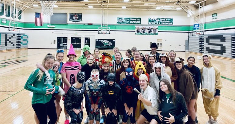 Come out to Piezon’s tonight to enjoy the best pizza in Omaha and support the Skutt Catholic Girls Basketball program.  Ten percent of proceeds go back to the team.  It’s a win- win… you don’t have to cook and support the girls. Go Hawks! <a href="/SkuttGBB/">Skutt Catholic GBB 2025 State Champions</a>