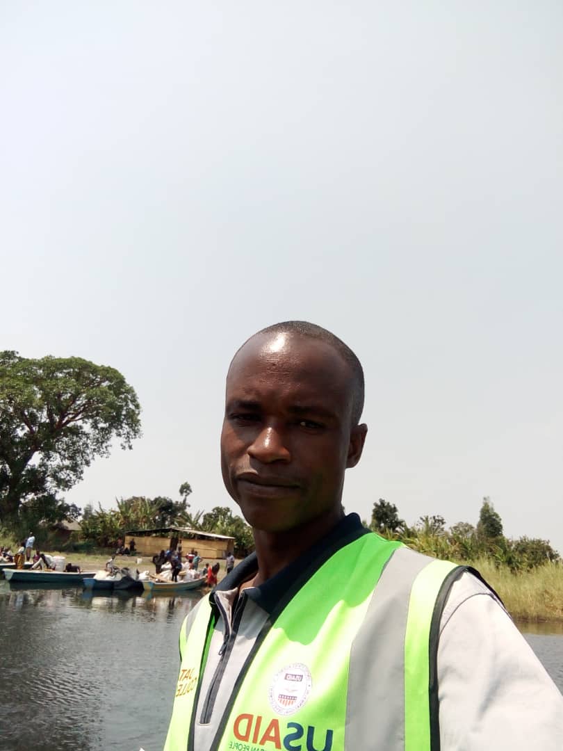 TrudyMushashu's tweet photo. Water is life! As such, Local Authorities need to know where community members draw theirs. Elisha Mulenga is in Kanchibiya District participating in the #servicedeliverymapping exercise on #communal #waterpoints & #wastepoint using #odkcollect & #osmand. https://t.co/0bIaDPzqZ1