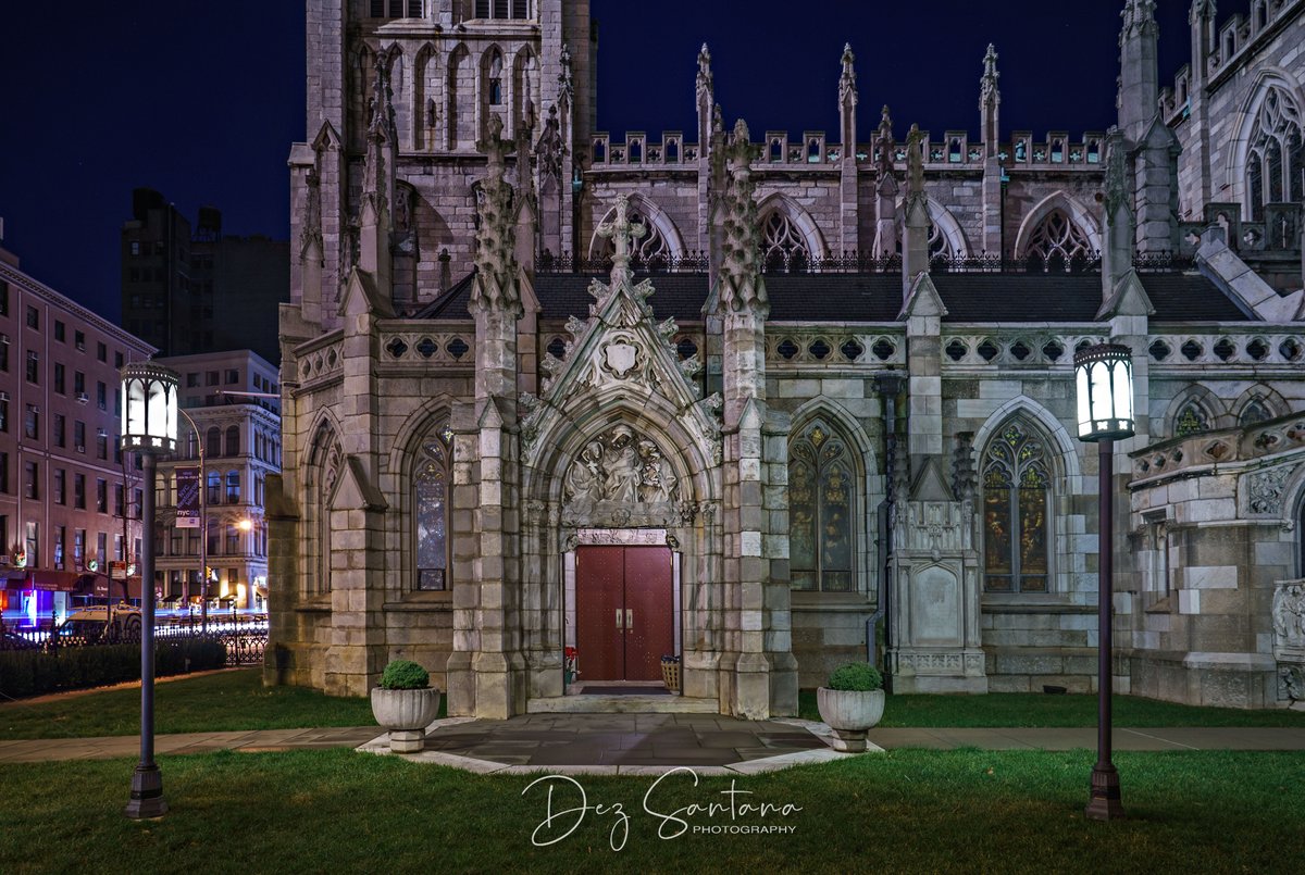 Saving Grace @NYC @discovering_NYC @yourtake #NYC #NikonNoFilter #NikonCreators #Architecture