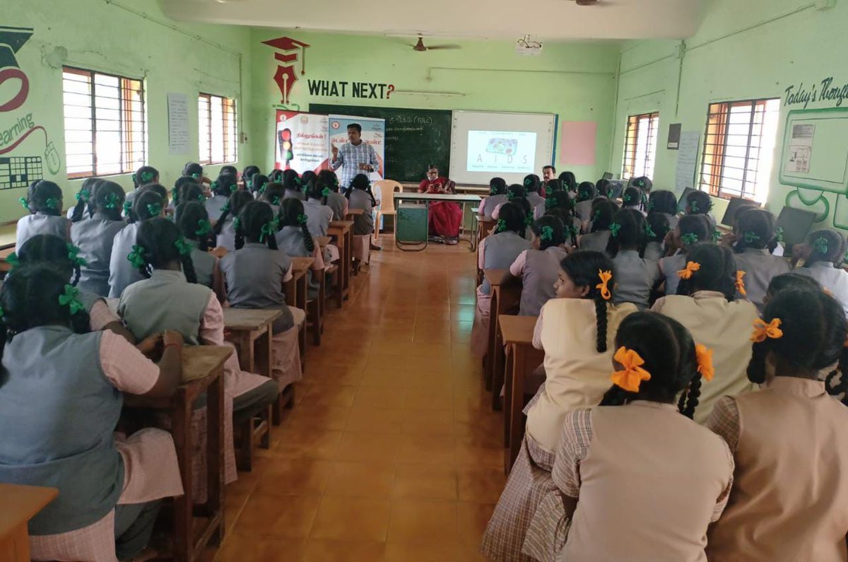 tansacs's tweet photo. As a part of #WAD 2022, HIV/AIDS #awareness campaign is in full swing at the dist level from 1st of Nov #Life skill education sessions at selected Govt schools of 9th & 11th classes is on.
#comprehensiveknowledge
#LSEPprogram
#1097
@NACOINDIA @JyotikaCheema https://t.co/o0QKd2dIeC