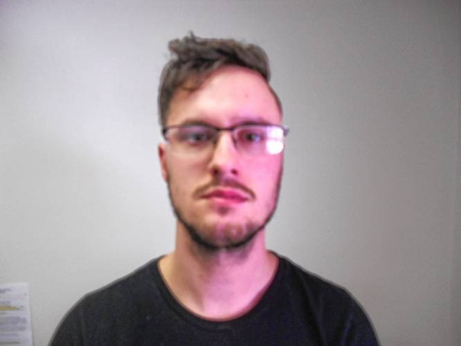 CanozaKyla's tweet photo. Ipswich man admits to child porn charges
#children #child #porn #arrested https://t.co/6WcbZPLLTf