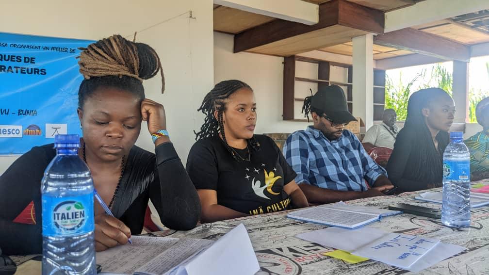 CultureIna's tweet photo. La Directrice de Inä Culture @LycaLinca  participe depuis ce lundi 21 Novembre à @Kisangani à une formation sur “le renforcement des capacités en technique de plaidoyer en faveur des artistes et opérateurs culturels”.

Remerciements à : 

@ACPUECULTURE 
@GroupeTaccems https://t.co/LDxbwJanN2