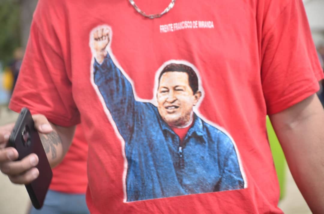 DrRobertoMOjeda's tweet photo. Emociona la profundidad y compromiso de los debates que tienen lugar en el 19no. Congreso de @OclaeO1 en #Venezuela, donde asiste una delegación de #Cuba. En los jóvenes está el futuro de la Patria Grande. #CubaPorLaPaz https://t.co/NAFCMqWOZ8