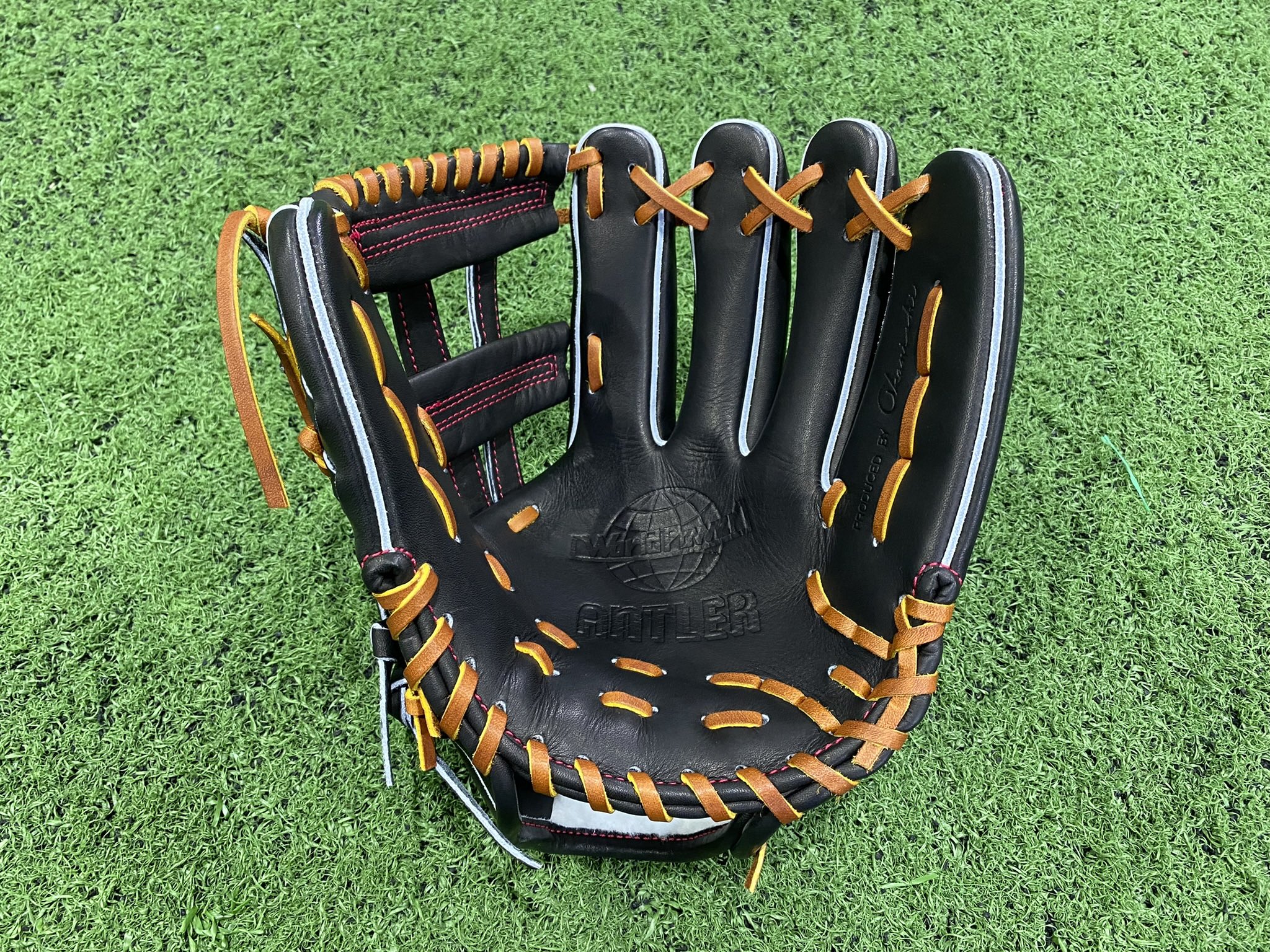最終値下げ】アントラー 硬式内野手用オーダーグローブ 最終値下げ
