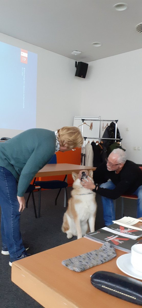 Veranstaltung Qualzucht bei Heimtieren: Vortrag von Diana Plange mit tierlichem Mitarbeiter zur Demonstration eines Untersuchungsdurchganges
#umdenkentierzuliebe
