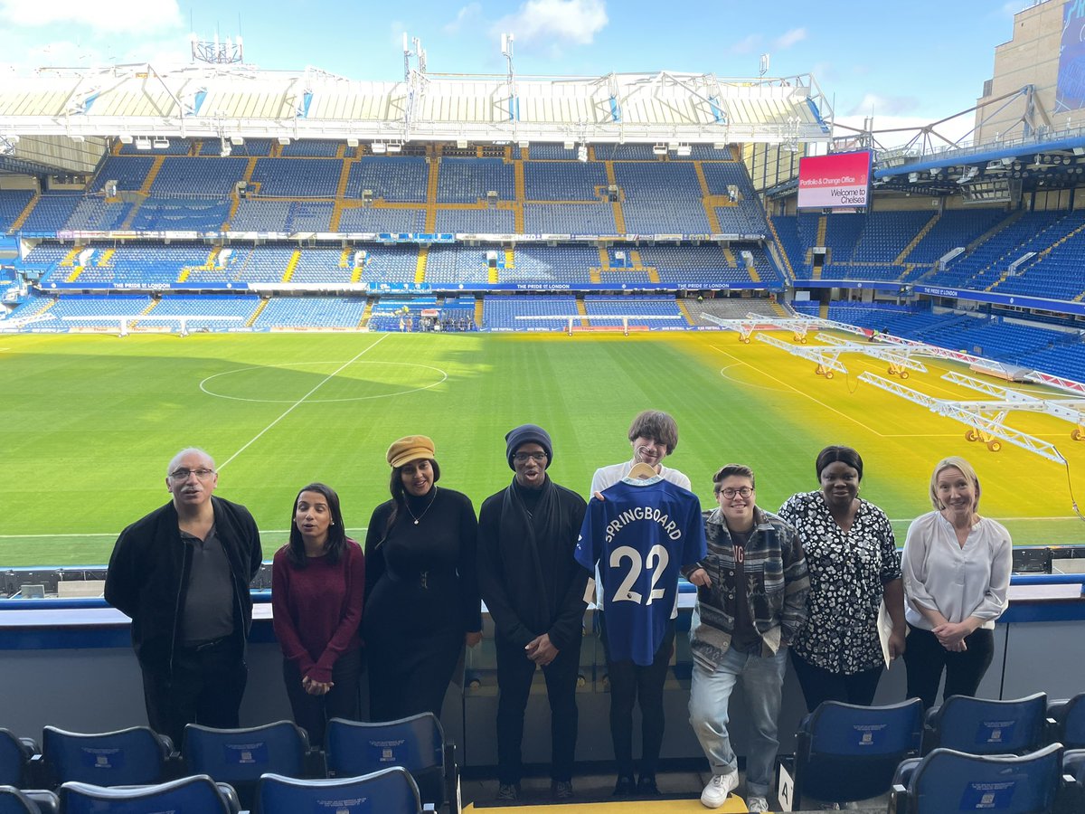 springboardCEO's tweet photo. A huge thank you to @compassgroupuk for supporting this Gateway to Employment course with @Springboard_UK. All 12 trainees have secured work in hospitality, with 10 at @ChelseaFC. What a result! #Springboardto2022 https://t.co/z0XPkbsZnY