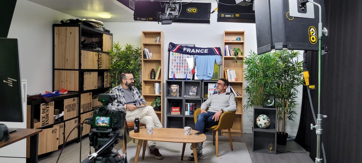 sacem's tweet image. Hier, Julien Dumon, Directeur du Développement, du Phono, du Numérique et DG de la filiale URights de la @sacem intervenait sur la page @Twitch de @20Minutes pour parler de la Sacem et de ses avancées dans le web3. #Musicstart, NFT...A (re)découvrir ⤵️ lnkd.in/ewxX8mh7