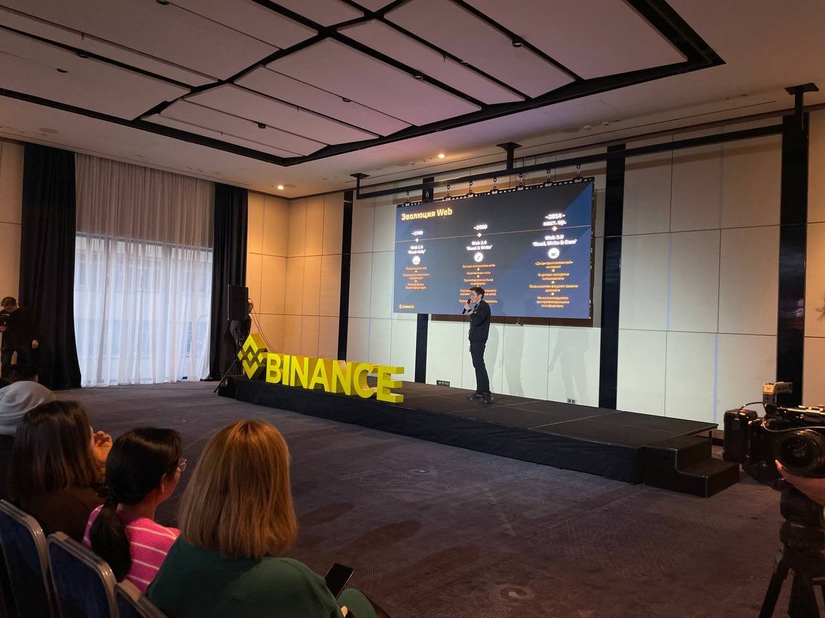 Binance tweet media