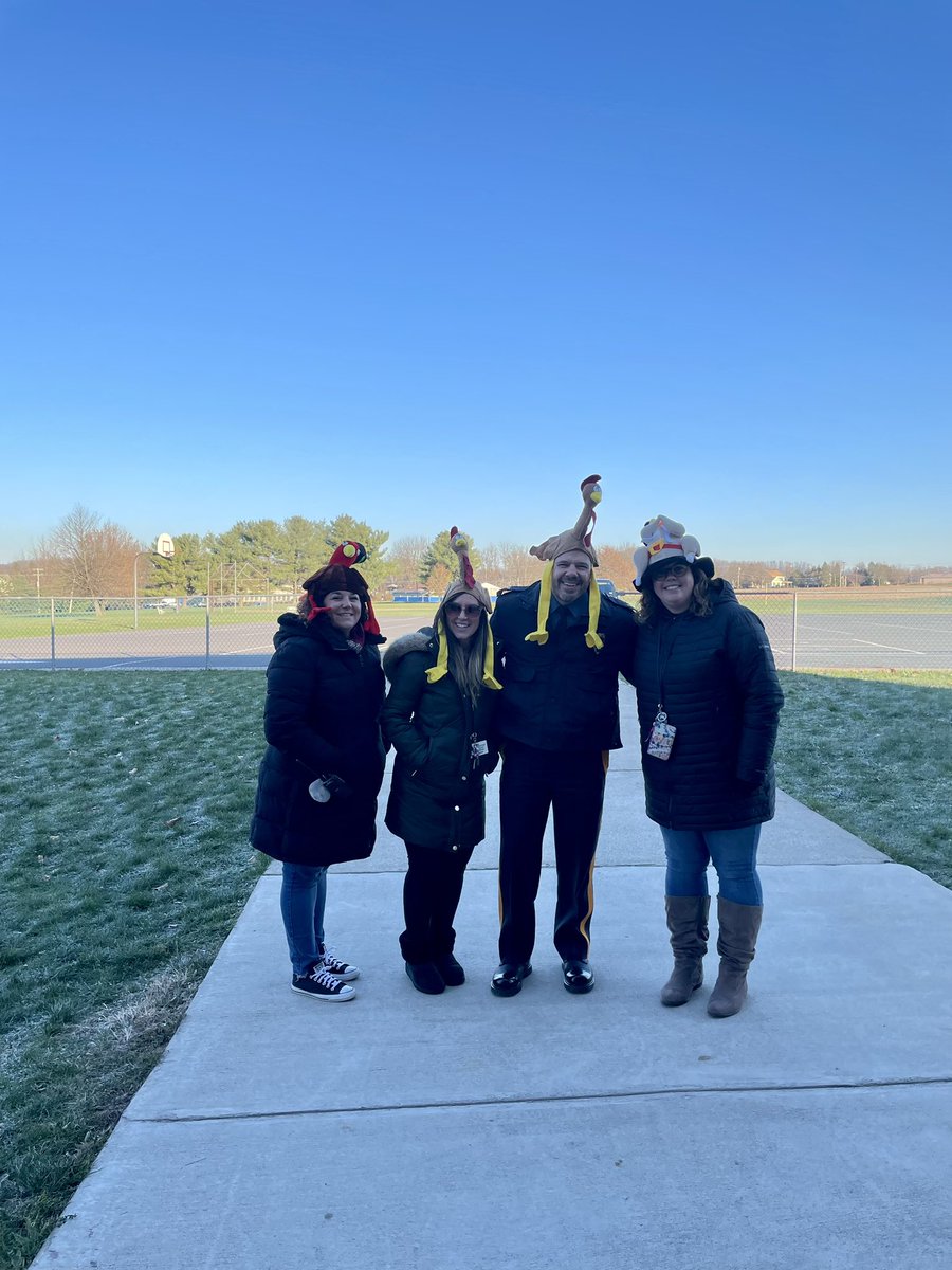 PrincipalKWayne's tweet photo. Wishing all of our Lopatcong families a Happy Thanksgiving!  Also thank you to Chief Garcia for being a good sport this morning to make our students smile! @lopatsd @1WarrenCoNJDOE @LopatcongTwp https://t.co/HEfxkkT09y