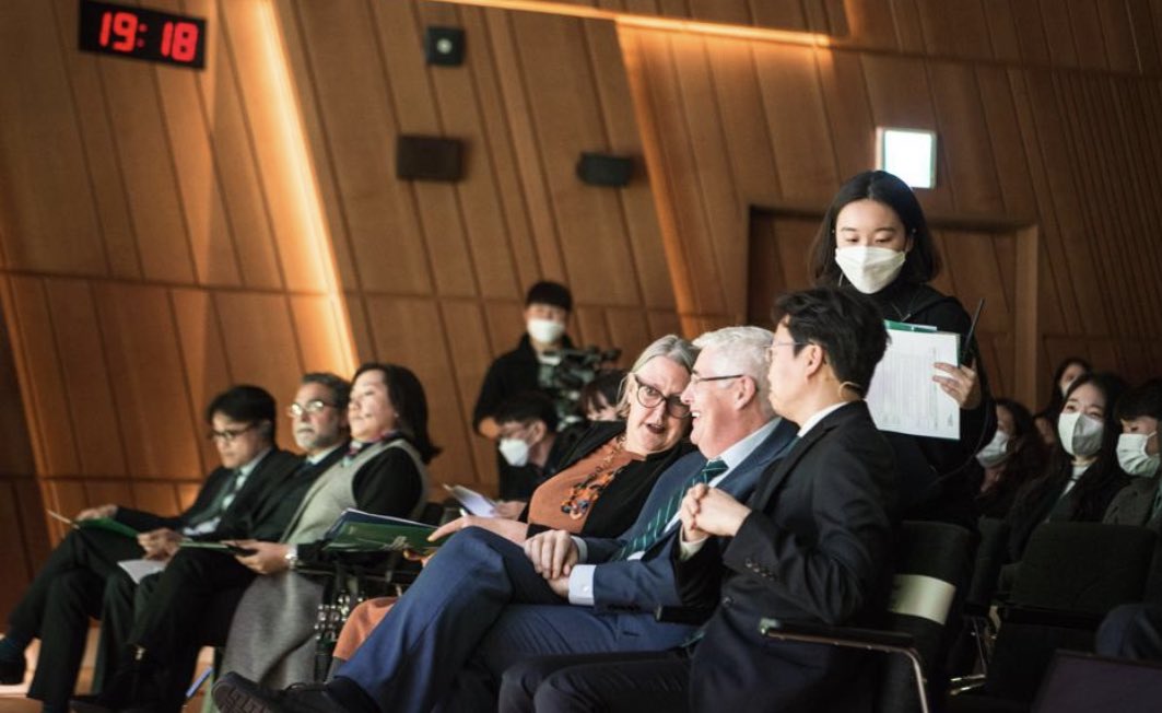 aidwkr's tweet photo. Informative,inspiring time with Concern Korea- launch of GHI with Irish Ambassador, meetings EU, President Korea International Cooperation Agency, IFAD symposium-Technologies 4 agricultural development. Energy, ideas &amp; action to kick start progress to zero hunger @Concern https://t.co/89zSwjKjGd