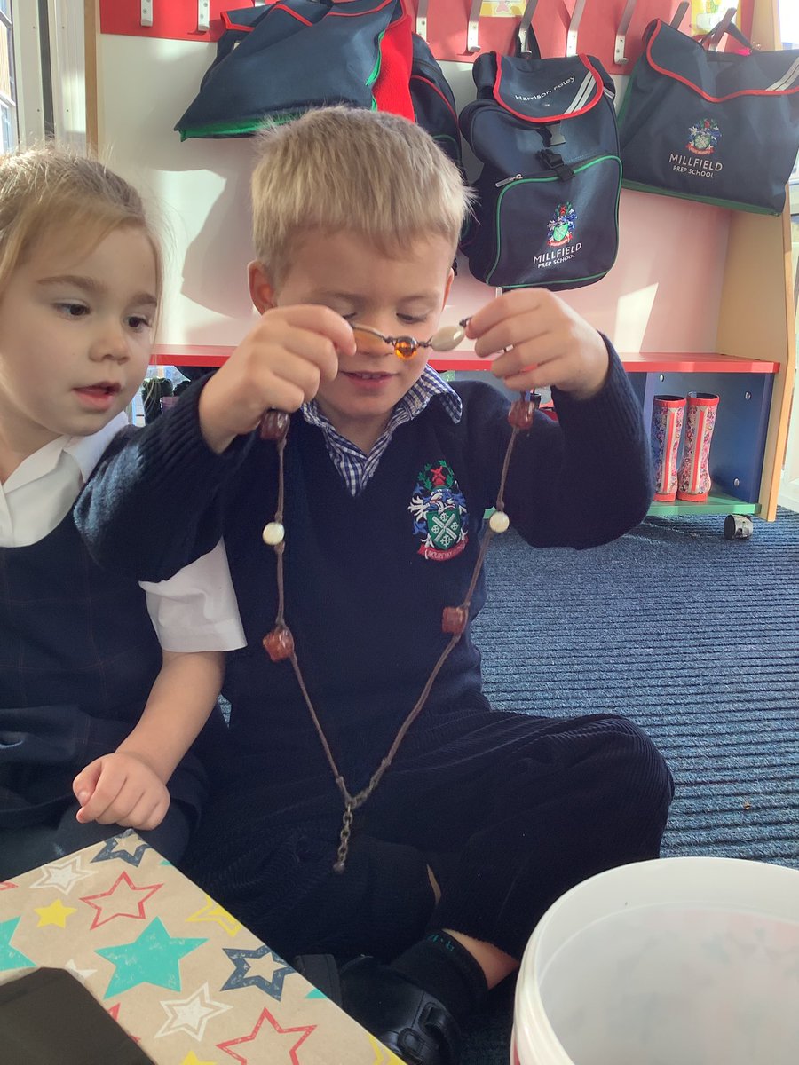 MPS_PrePrep's tweet photo. The Frogs are busy making silly soup with things that begin with the sound n.  Great work. #DiscoverBrillance #TheMillfieldWay @MPS_PrePrep https://t.co/cgrQv4CEd6