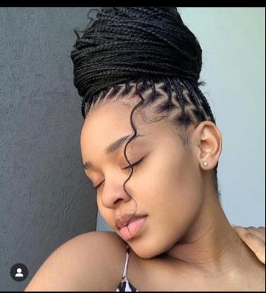 Christellehair's tweet image. Knotles braid
Dm 0782191293 my watsapp or call
#largebraids #smallbraid #mediumbraid #knotlessbraids #braidstyles
96 jorisen street braamfontein Johannesburg