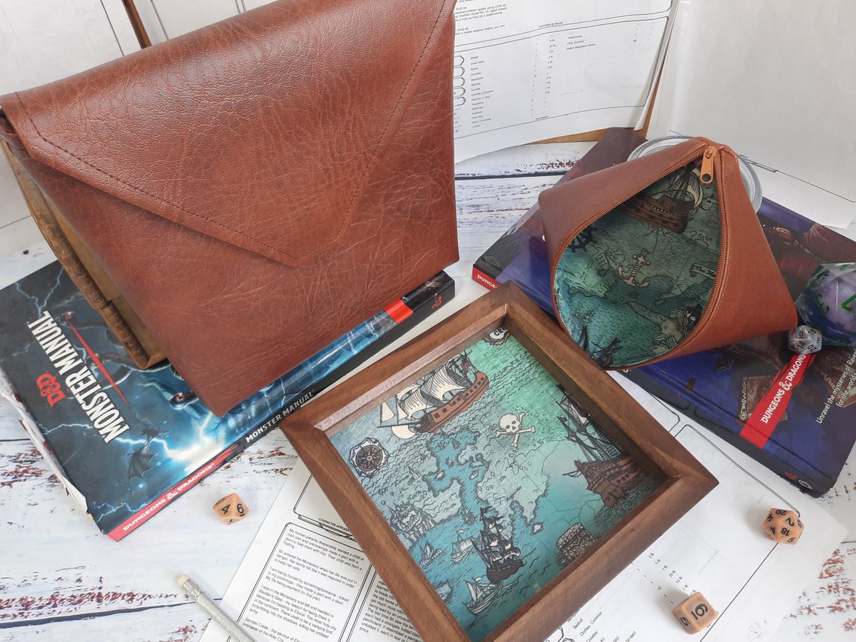 TrayedAndTested's tweet photo. I'm off to @Dragonmeet  next week! I'm on stall 33 in the Lower Trade Hall. I'm taking lots of goodies with me including our restocked class mugs, dice trays, bags and dice sets. Tickets are still available so get yours quick if you're after some Christmas treats 😁 https://t.co/7FRmYiDx9F