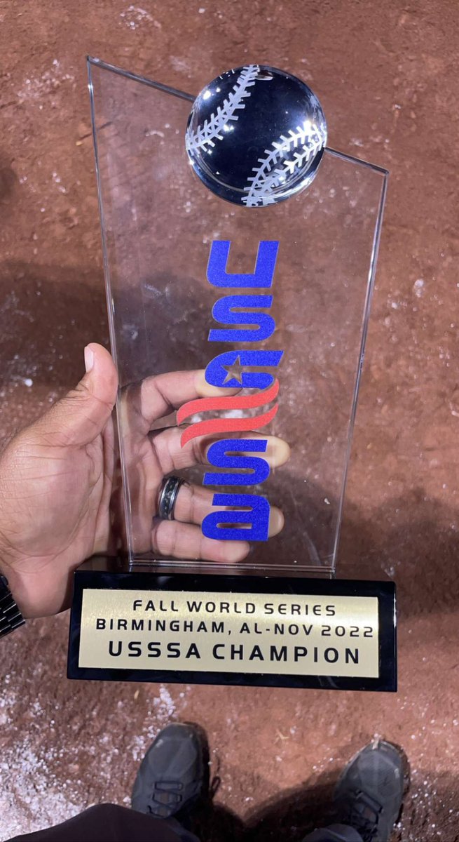 CoachBurden3's tweet photo. Finished the fall season 29-0 and ranked #1 in the nation by @USSSAFastpitch. #BirminghamThunderbolts2028Brashears https://t.co/SFJgBfIqKo