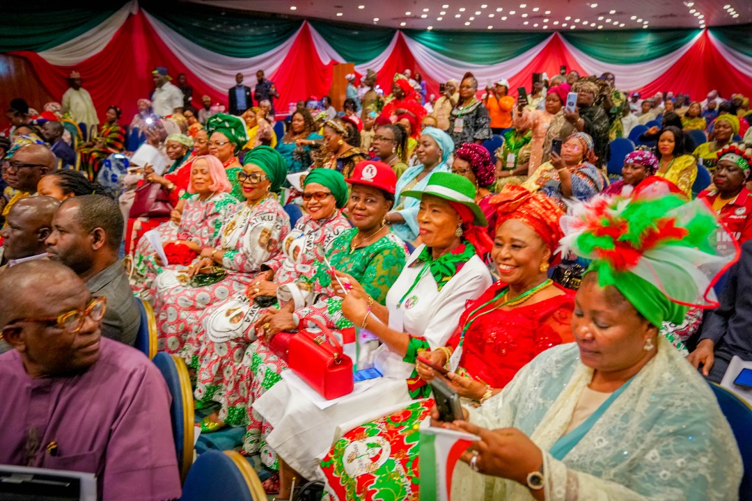 TitiAtiku_'s tweet photo. Today at the inauguration of PDP Woman Presidential Presidential Campaign Council (PCC)
#titiatiku 
#atikuiscoming #shecampaign https://t.co/hBRUqdQcDI