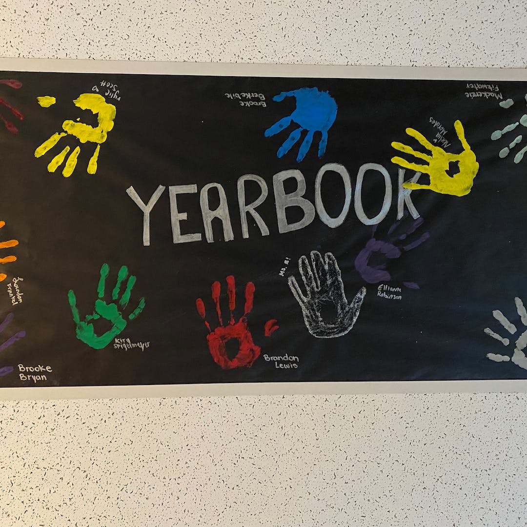 PAYearbookGals's tweet photo. The perfect yearbook room varies but one thing is true; it's customized. Take it from the adviser &amp; staff at Etown Area High School. Adviser @christyblaze_87 updates the space each year and students take part in it. Check out this ceiling tile one of her past staff's created! https://t.co/m1OtEKfrtl