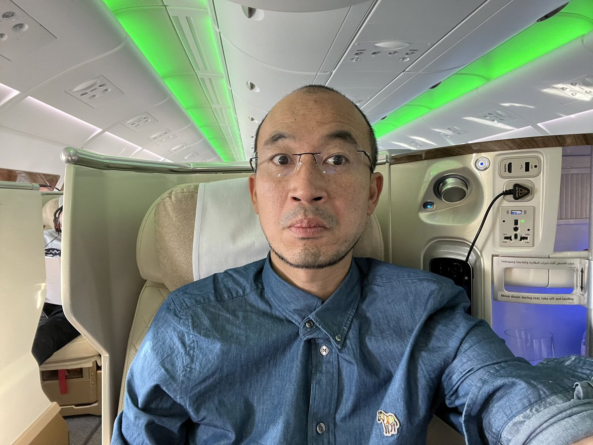 roofimon's tweet photo. กลับแล้ว https://t.co/aaGdppYPOT
