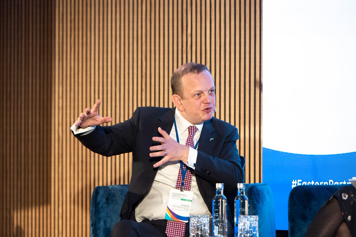 ICDS_Tallinn's tweet photo. πͺπΊ Is Eastern Partnership Dead? π€
πΉ Mr Eugen Caras, @MoldovaMFA
πΉ Ms Christina Johannesson, @SweMFA
πΉ Mr Dirk Schuebel, @eu_eeas
πΉ Prof Kataryna Wolczuk, @unibirmingham
Moderator: Mr Gert Antsu (@AntsuGert), @MFAestonia
#EaPConference #EasternPartnership https://t.co/NQOli3AHzu
