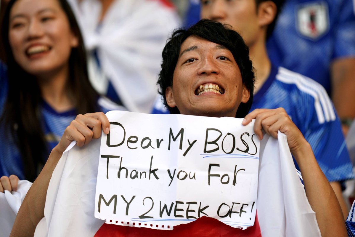 TotalFootball's tweet photo. A Japan 🇯🇵 fan at the World Cup https://t.co/dpDrN8cmdG