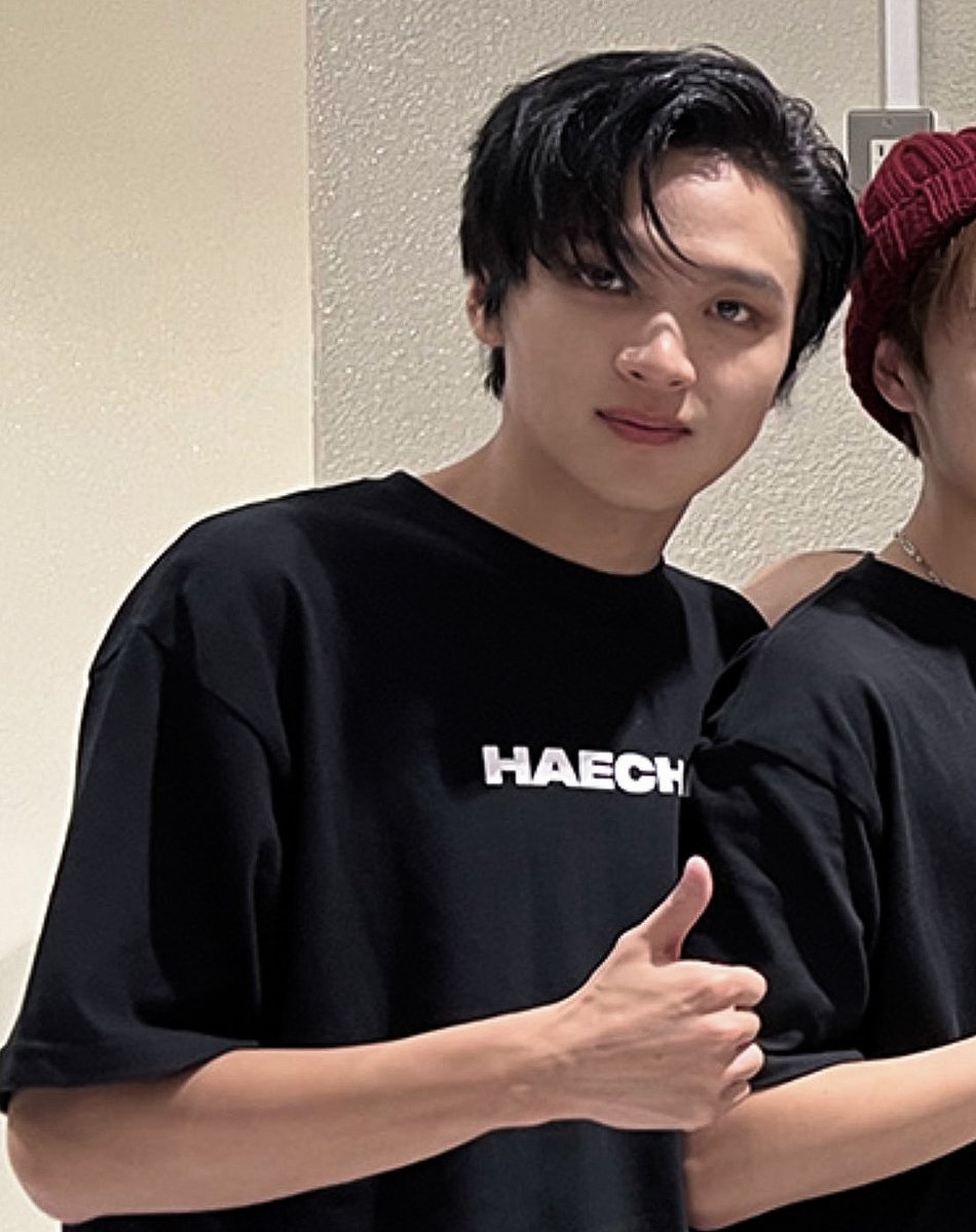 ihaecyou's tweet photo. LEE HAECHAN ILYSM https://t.co/G38zI6CUzR