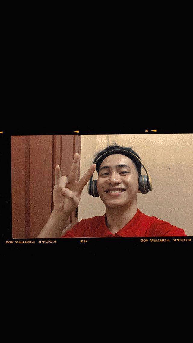SNalisak's tweet photo. อย่ามองผมโก๋ มุมโบ๋ผมก็มี 😅✨ https://t.co/TH5jbQ9R2R