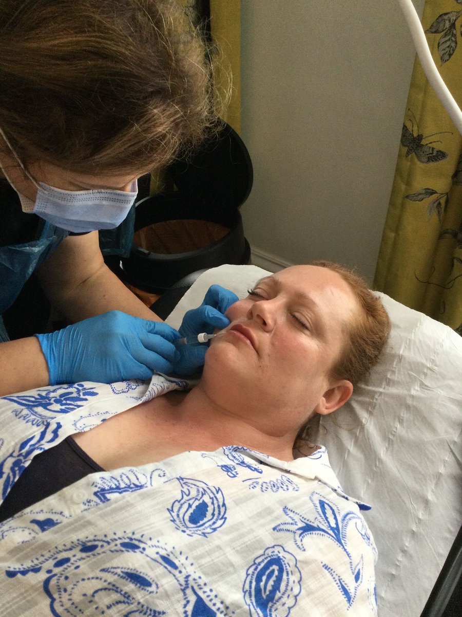 Aesthe1Complete's tweet photo. #lip #lipfillers #procedures #fullerlips #fillers https://t.co/jFxt4qKWEY